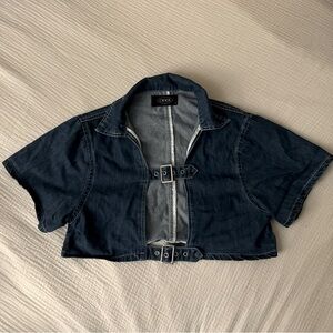 Cider Cut Out Denim Buckle Crop Top, Large